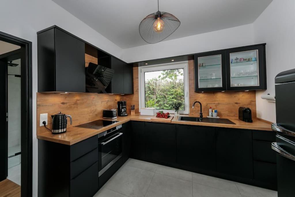 Charmantes Townhaus Mit Garten, W-Lan & Netflix Πότσδαμ Εξωτερικό φωτογραφία